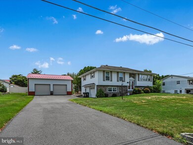 940 Jacks Ln, Orwigsburg, PA 17961 - photo 3