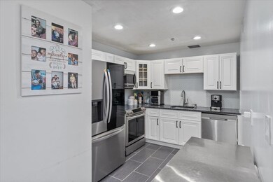 232 Canton St unit 203, Randolph, MA 02368 - photo 4