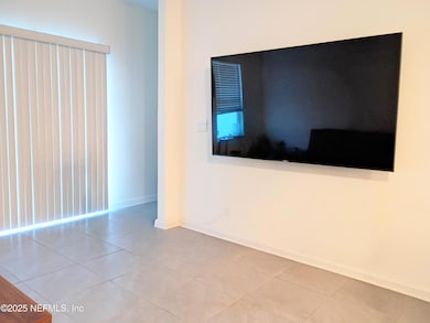 8995 Gifford Dr, Jacksonville, FL 32220 - photo 5