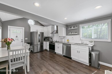 66 Sherwood Ave, Rensselaer, NY 12144 - photo 5