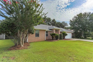 3391 Holt Cir, Pensacola, FL 32526 - photo 4