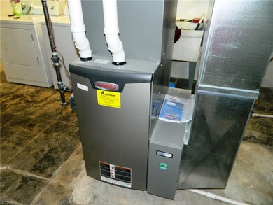 1945 Beverly Hills Dr unit D, Euclid, OH 44117 - photo 3