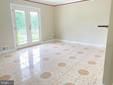 3498 Beechwood Ln, Triangle, VA 22172 - photo 5