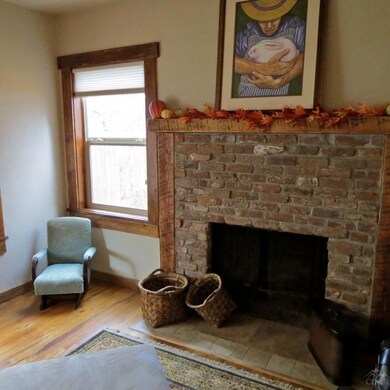 932 NE 10th St, Bend, OR 97701 - photo 5