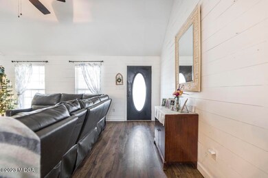 111 N Lakeshore Dr 10