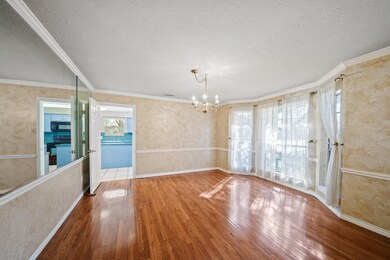 401 Regency Ct, Friendswood, TX 77546 - photo 7