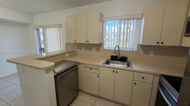 1251 SE 28th Ct unit 106, Homestead, FL 33035 - photo 6