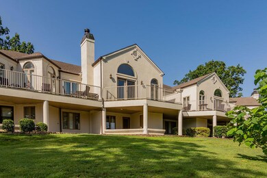 147GrandviewDrBranson-1Exteriors(6)