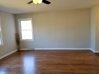 3537 Franklin St, Highland, IN 46322 - photo 4