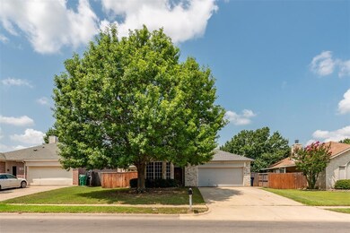 3932 Overlake Dr, Denton, TX 76210 - photo 2
