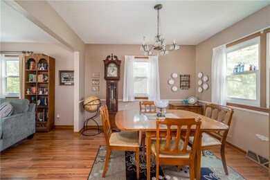 743 34th Place, West Des Moines, IA 50265 - photo 4