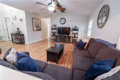 2135 Charles Dr, Franklin, IN 46131 - photo 4