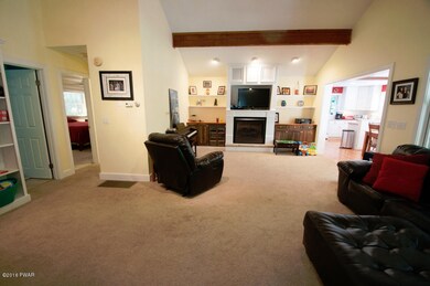 75 Aspen Ridge Dr, Hawley, PA 18428 - photo 7