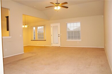 4213 Elf Owl Ct, Norman, OK 73072 - photo 4