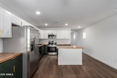 9155 W Adams St, Tolleson, AZ 85353 - photo 5