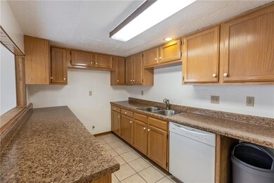 UNIT 345 KITCHEN