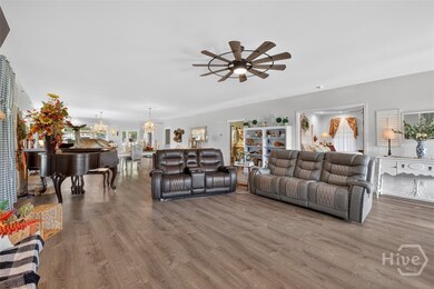 402 Savannah Dr, Mansfield, GA 30055 - photo 5