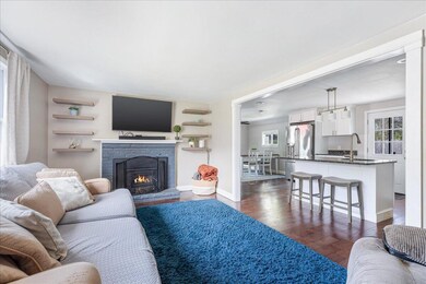 299 Cotuit Rd, Mashpee, MA 02649 - photo 4