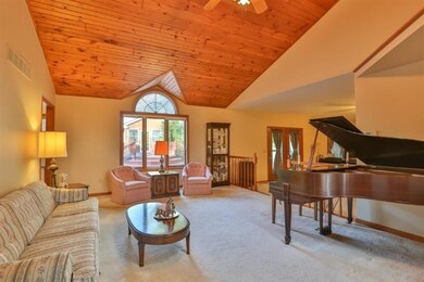 11323 Morton Ct, Crown Point, IN 46307 - photo 4