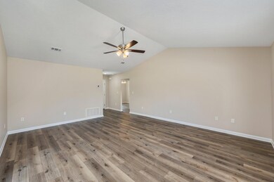 8-web-or-mls-247 Walton Rd-04