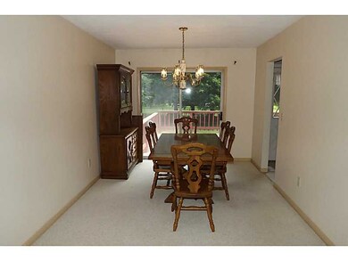 10 Lisa Ann Cir, Greenville, RI 02828 - photo 5