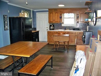 1562 Filbert St, York, PA 17404 - photo 7