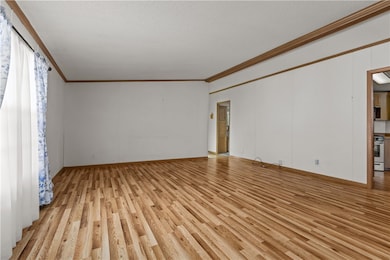 238 Rock Lake Dr, Zelienople, PA 16063 - photo 7