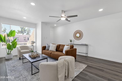 1927 E Hampton Ave unit 208, Mesa, AZ 85204 - photo 2