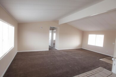 5717 Charan Rd, Rosamond, CA 93560 - photo 4