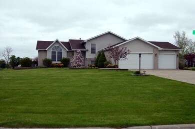 10227 New Hampshire St, Crown Point, IN 46307 - photo 2