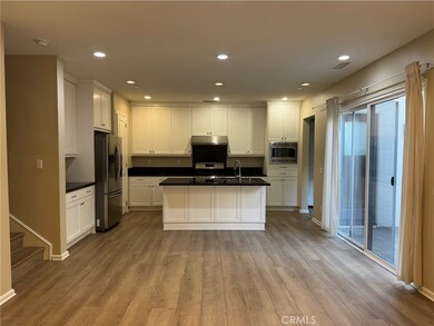 77 Painted Trellis, Irvine, CA 92620 - photo 2