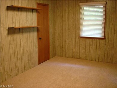 2nd Bedroom.