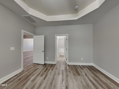 5_pc_YKqA88q0yB_ENMqjUq6Qd_layout_0