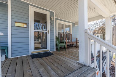 902 N Pine St, Lansing, MI 48906 - photo 4