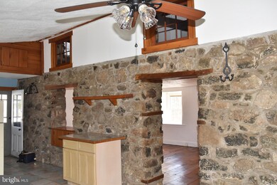 2038 Adams Rd unit 6, East Greenville, PA 18041 - photo 4