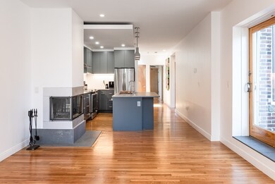 476 Shawmut Ave unit 6, Boston, MA 02118 - photo 2