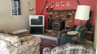 375 Brier Crest Rd, Blakeslee, PA 18610 - photo 2