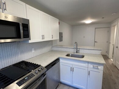 233 Lafayette St unit 25, Salem, MA 01970 - photo 2