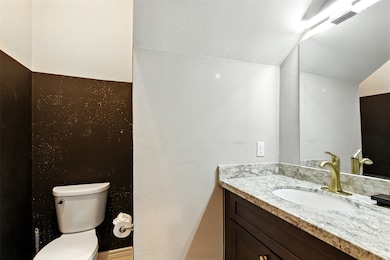 5105 Ricky St unit B, Houston, TX 77033 - photo 5