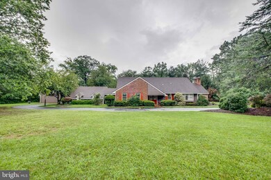 636 Mount Laurel Rd, Mount Laurel, NJ 08054 - photo 3