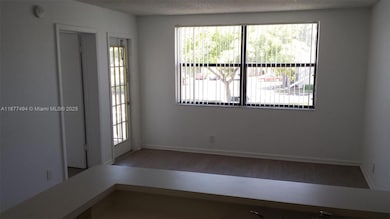 752 Executive Center Dr unit 25, West Palm Beach, FL 33401 - photo 5