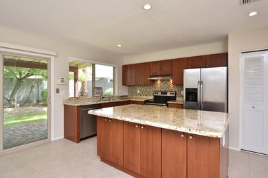 Kitchen 4