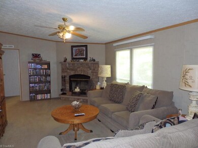 3011 Brookside Ct, Asheboro, NC 27205 - photo 7