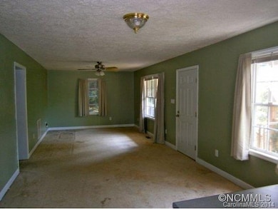 52 Shady Oak Dr, Asheville, NC 28803 - photo 4