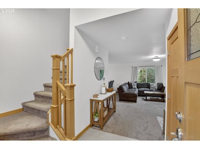 831 Virginia Cir, Clatskanie, OR 97016 - photo 4