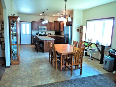 4-Dining-Kitchen