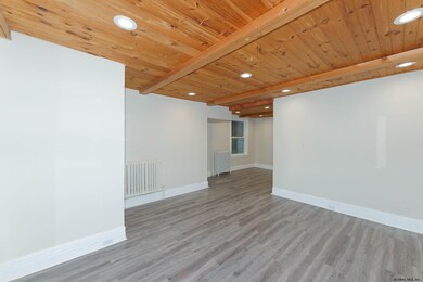 12 Stanwix St, Albany, NY 12209 - photo 6
