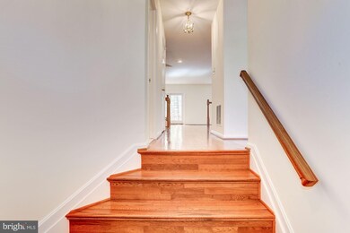 9669 Britford Dr, Burke, VA 22015 - photo 3