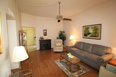 14219 N Newcastle Dr, Sun City, AZ 85351 - photo 4