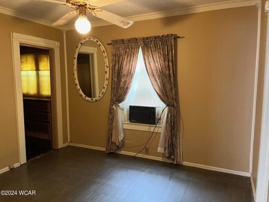 853 N Elizabeth St 5